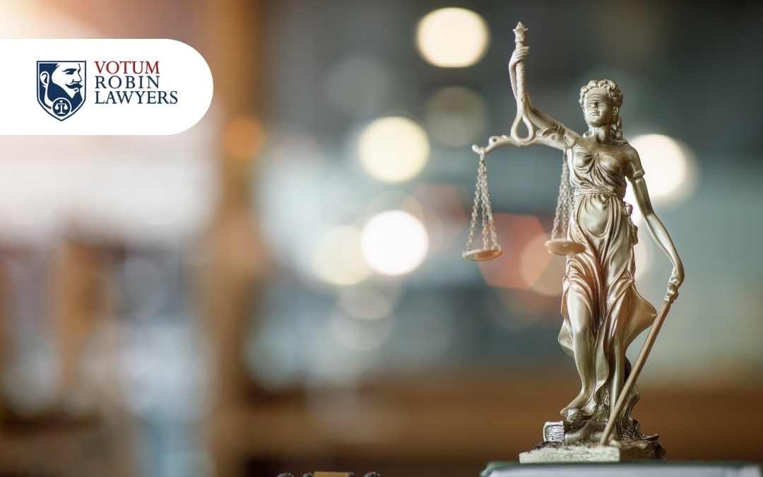 Statua Temidy symbolizująca sprawiedliwość i pomoc prawną w sprawach kredytów w euro – kancelaria prawna